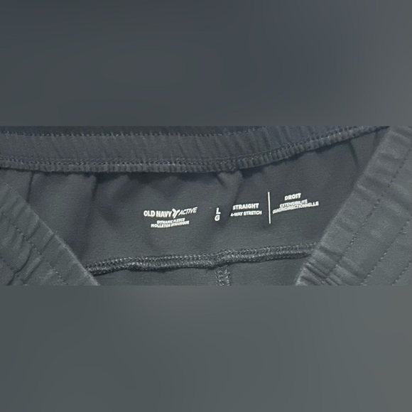 Old Navy Active Men's Dynamic Fleece 4-Way Stretch- Size Large - Picture 3 of 4